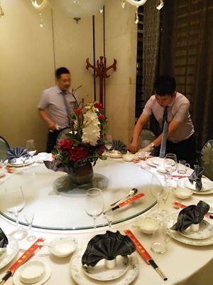 尊師重道，感恩同行——金海餐飲謝師宴火熱預(yù)定中，三重豪禮等您來(lái)享！